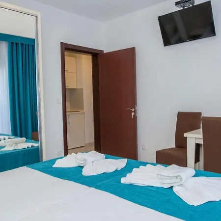 Apartmani Nela Сутоморе Экстерьер фото