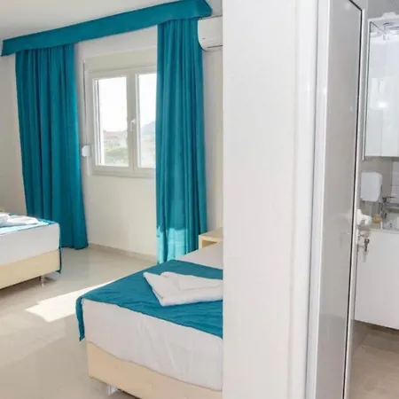 Apartmani Nela Сутоморе Экстерьер фото