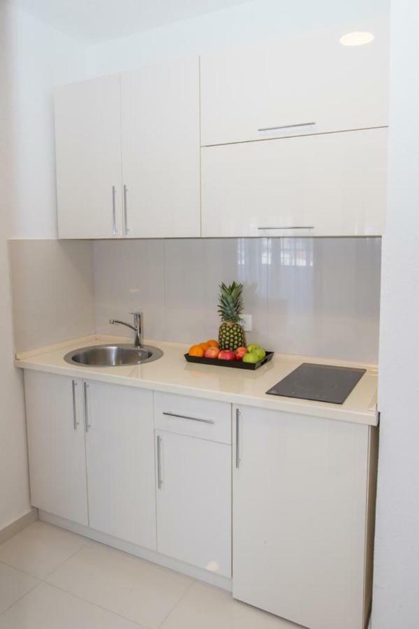 Apartment Nela Sutomore